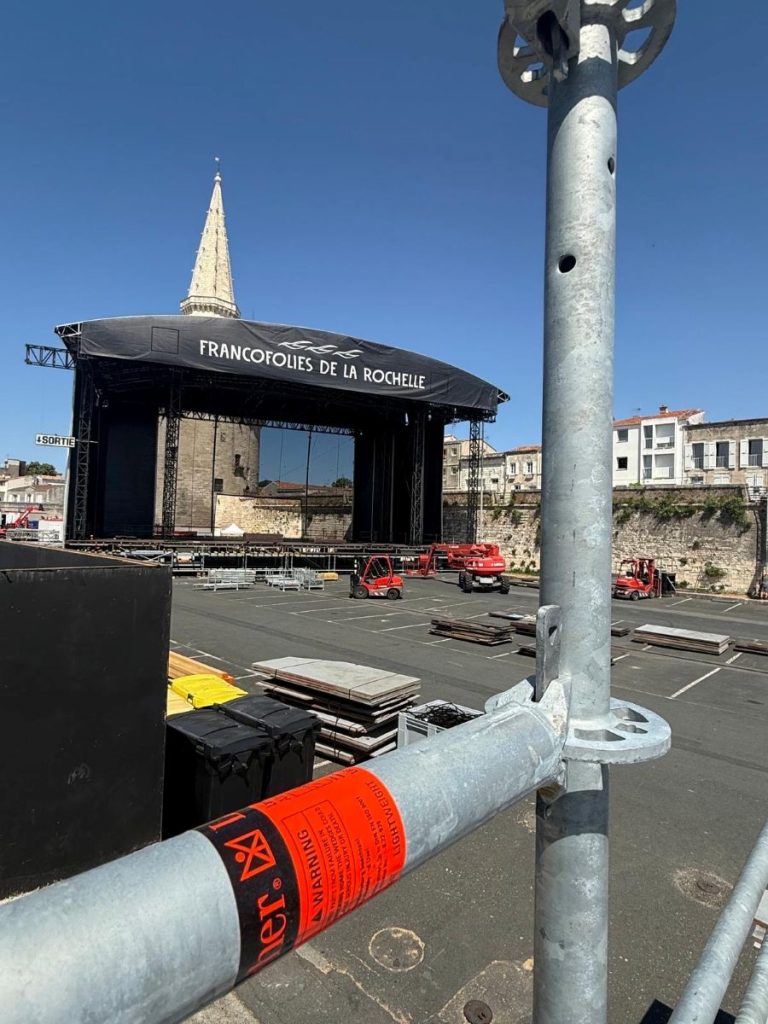Layher echafaudage Francofolies 2025