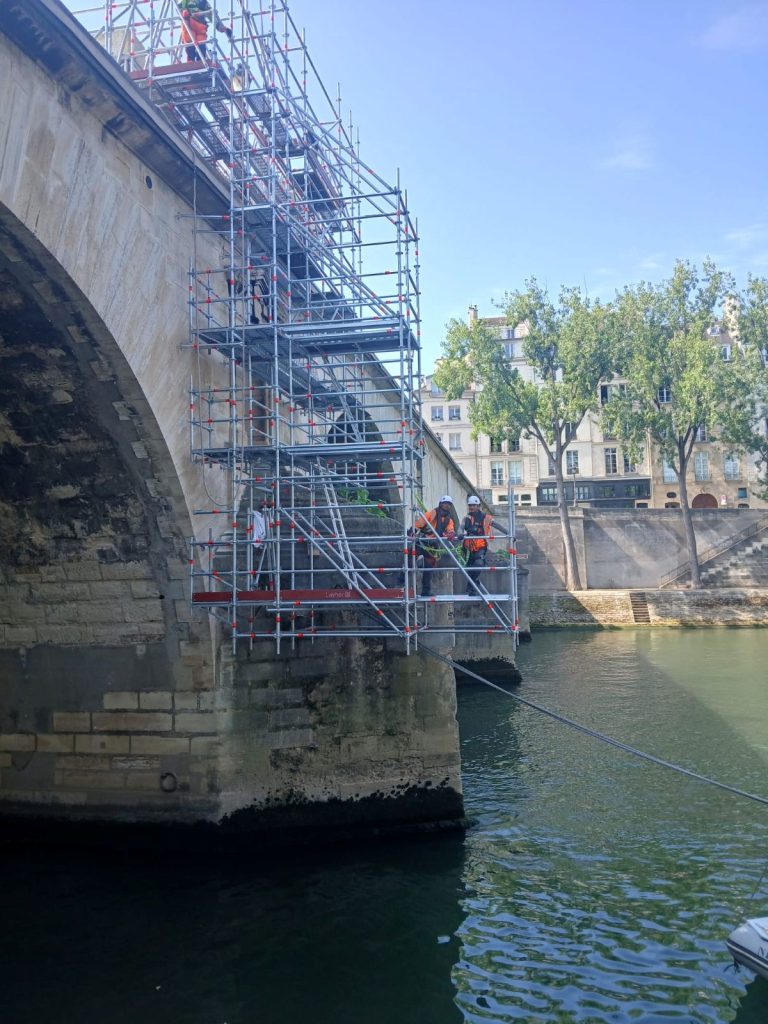 Pont marie echafaudage