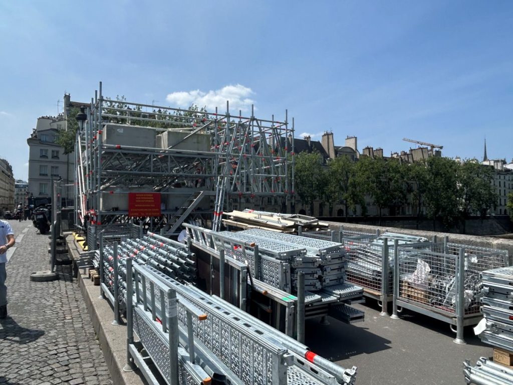 location montée echafaudage paris