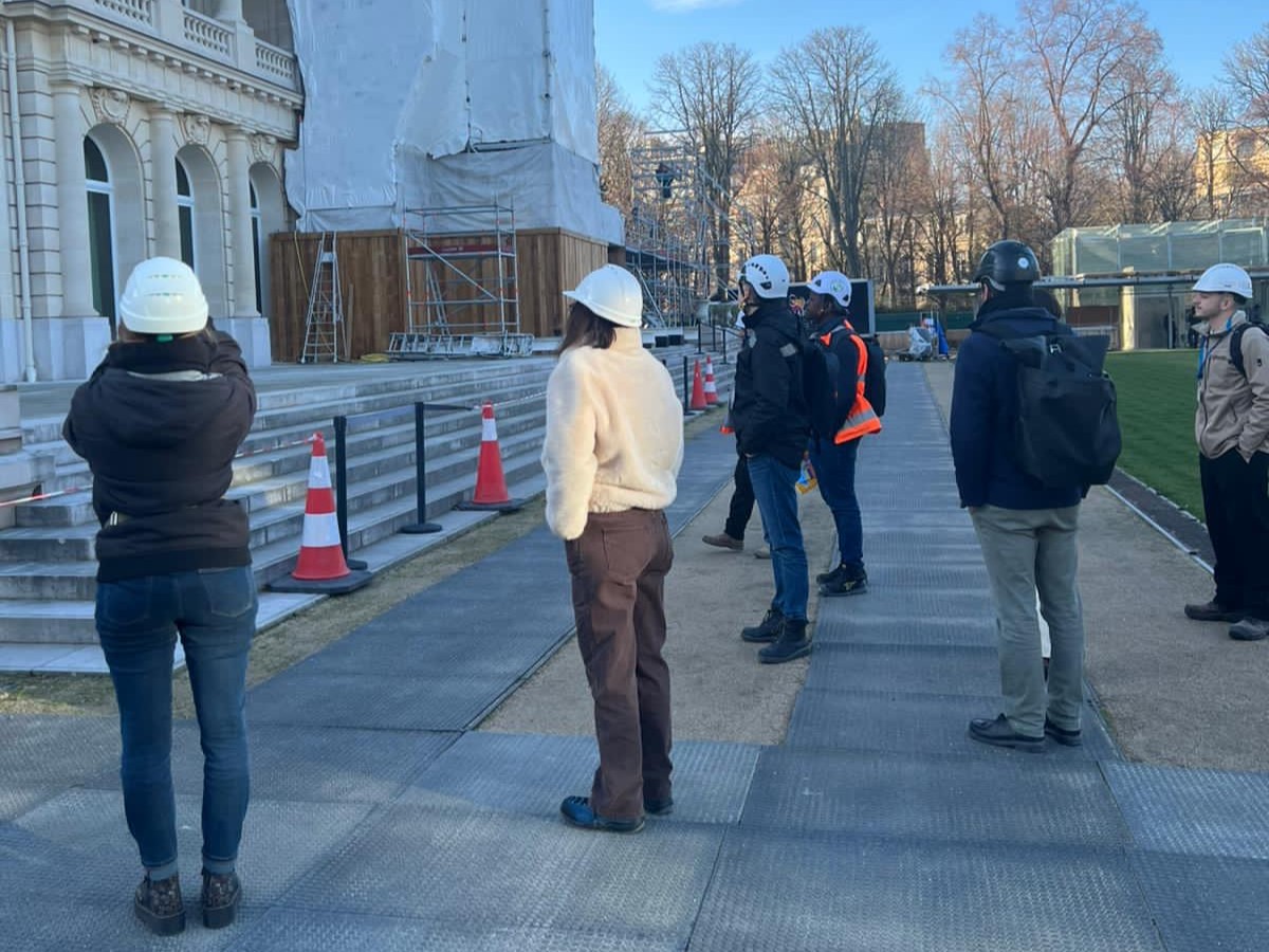 échafaudage au château de la muette